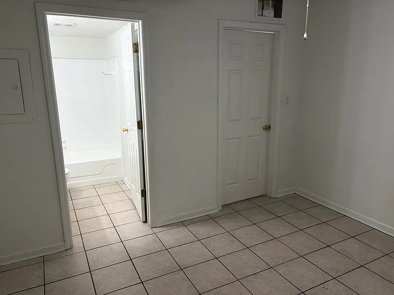 207 Lovelace Dr #5 — Photo 6