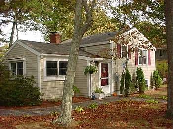 2nd image of 19 Atkinson Rd
