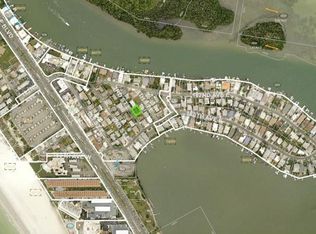 3 Redington Dr, Redington Shores, FL 33708