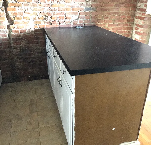 2037 Walnut St #3F — Photo 13