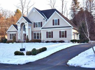 1 Hendrickson Ln, Unionville, CT 06085