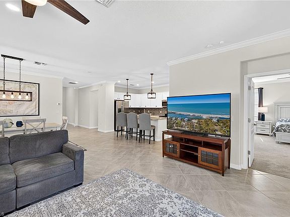 5th image of 12048 Arbor Trace DR