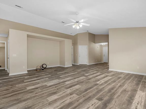 5th image of 1934 Reserve Blvd