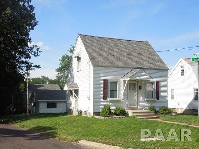 511 W Adams St photo 1