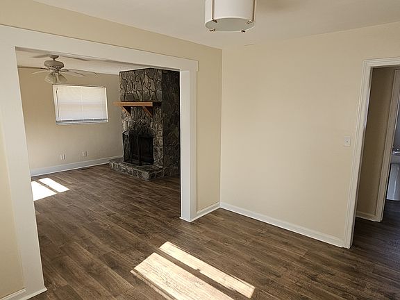 Dinning Room or Family Room