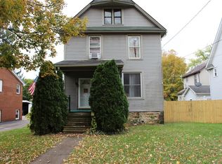 306 E Chestnut St, Lisbon, OH 44432