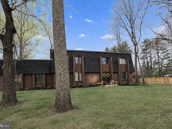 3413 Englemeade Rd, Pikesville, MD 21208