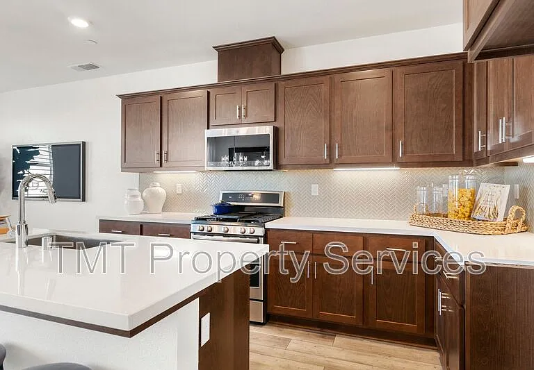 2957 Nimes Ln — Photo 26