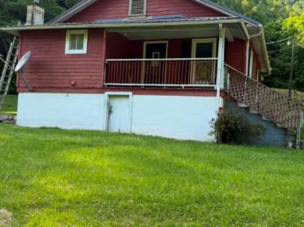 16604 Grapevine Rd, Phyllis, KY 41554