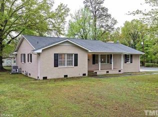2134 Dorsett St, Burlington, NC 27215