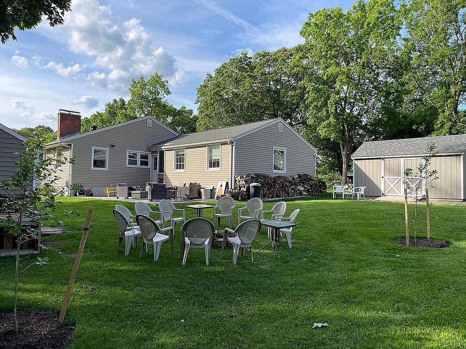 2nd image of 107 Harvard St
