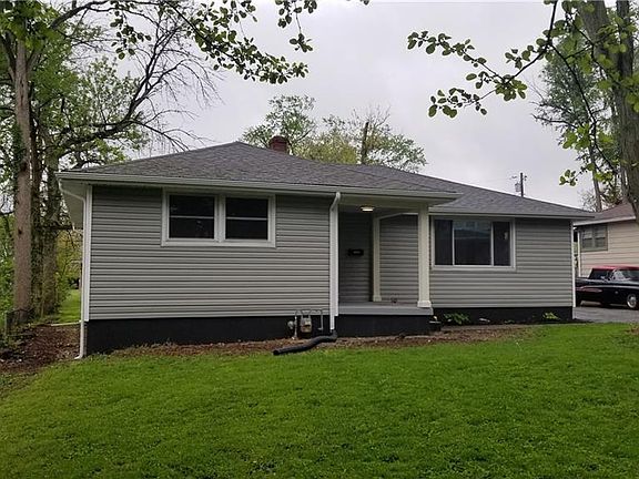4th image of 1658 Aero Ave