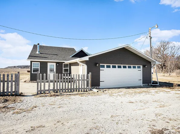 1794 160th St, Mondamin, IA 51557