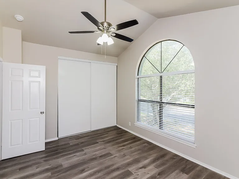 9710 Spring Harvest — Photo 14