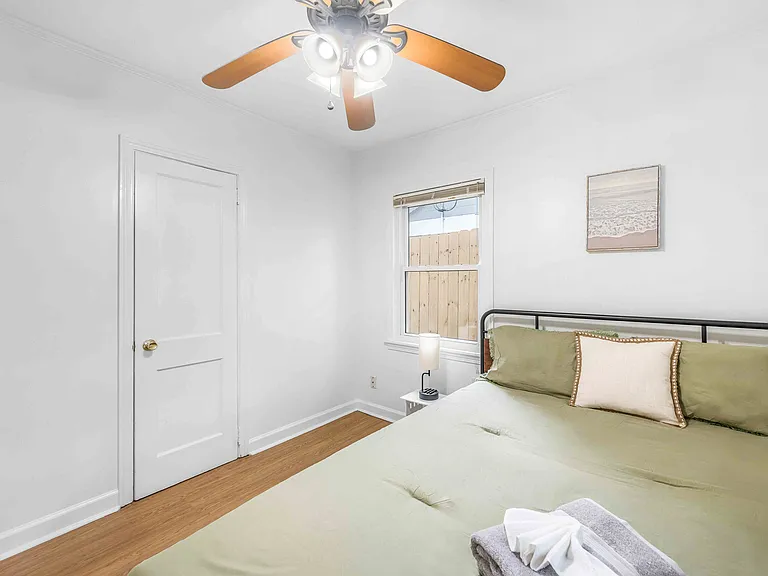 5057 Walker St — Photo 23
