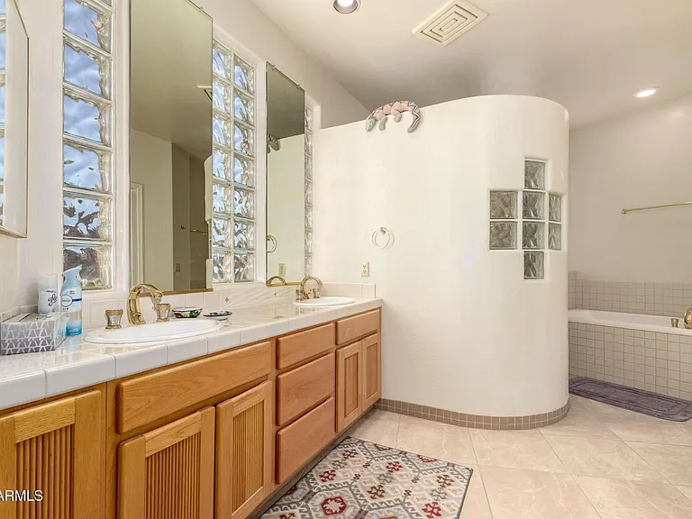 15048 N Elena Dr — Photo 13