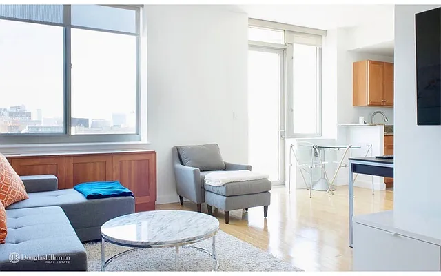 Rented by Douglas Elliman | media 16