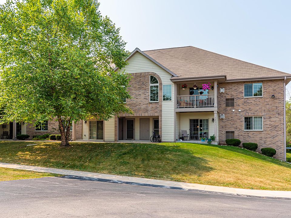 1st image of 1401 Garay Ln Unit 7