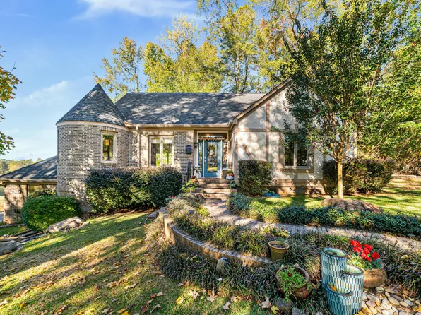 1848 NE Forest Dr, Orangeburg, SC 29118