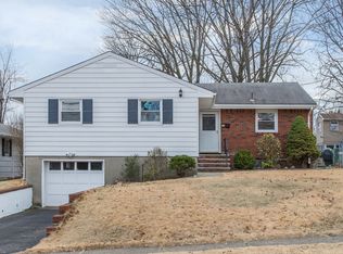 15 Godwin Pl, Clifton, NJ 07013
