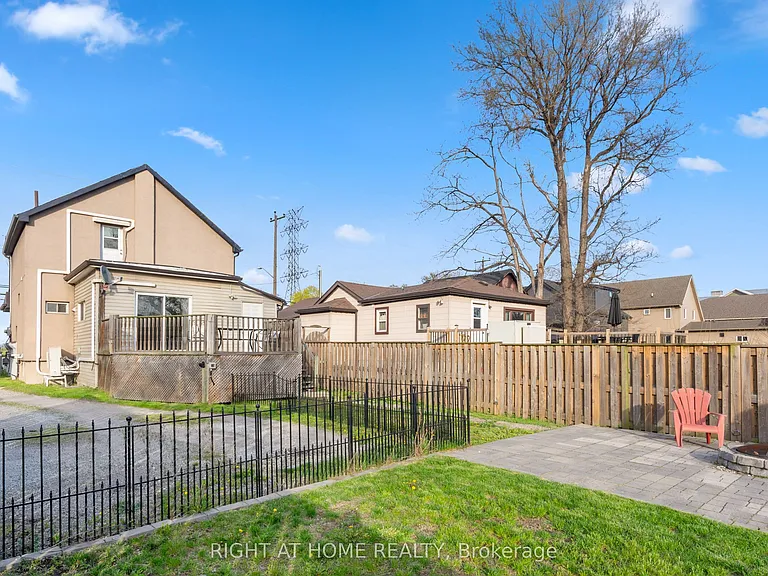 204 Beach Blvd — Photo 35