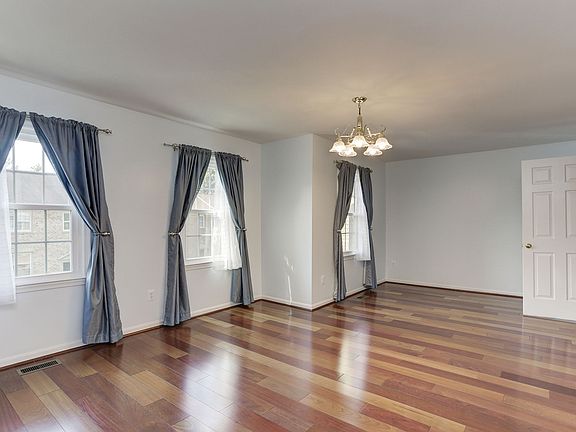 4th image of 7133 Swansong Way