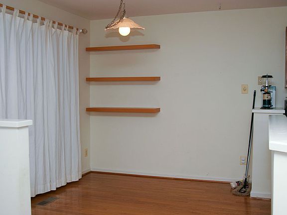 2nd image of 13117 Hearthside Ln