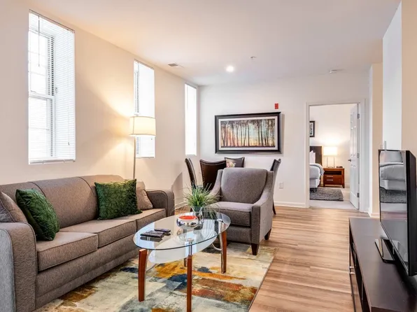 12000 Main Campus Dr, Lexington, MA