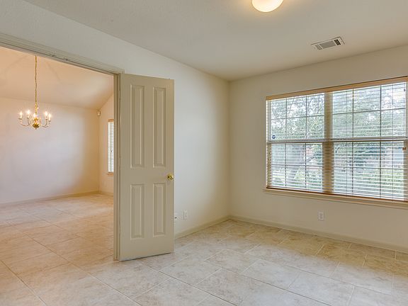 4th image of 11046 Wilson Oaks