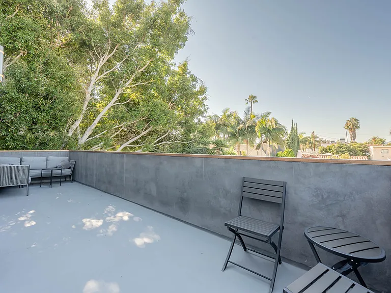 518 N Vista St — Photo 12