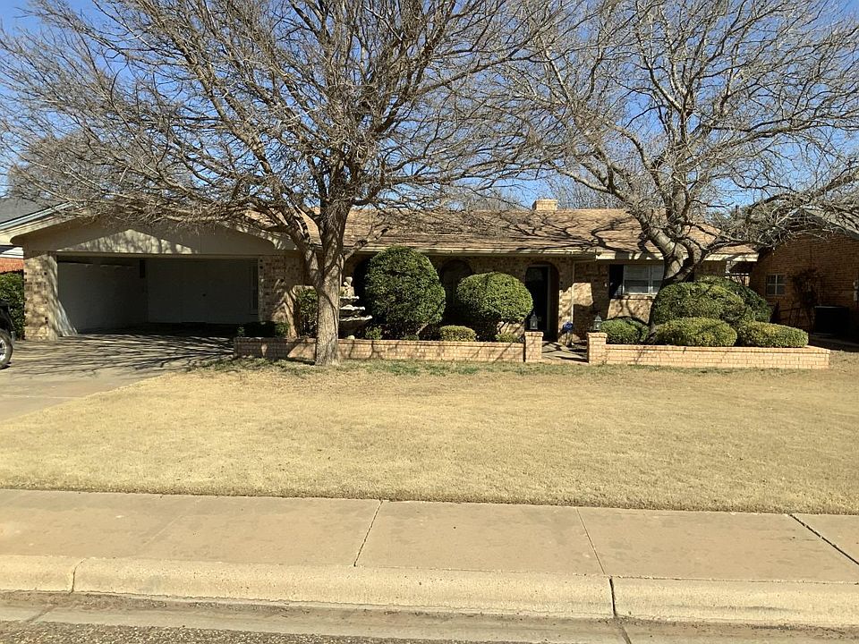1st image of 211 Sandalwood Ln