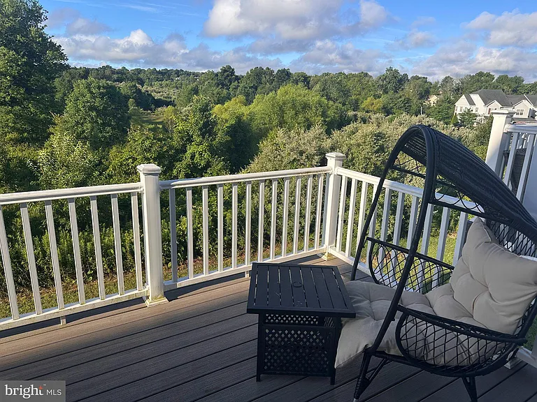 3209 Krista Ln — Photo 25