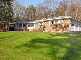 4 Regina Rd, Portsmouth, NH 03801