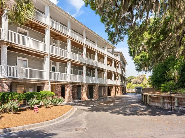 91 Screven St #101, Darien, GA 31305
