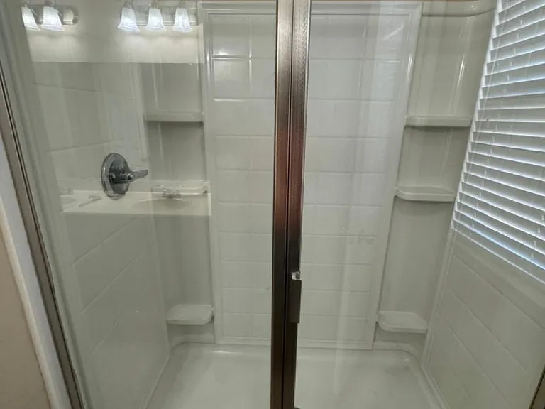 1620 Shire Village Dr — Photo 40
