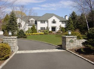 79 Random Farms Dr, Chappaqua, NY 10514