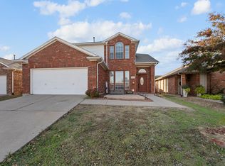 5921 Ash Flat Dr, Fort Worth, TX 76131