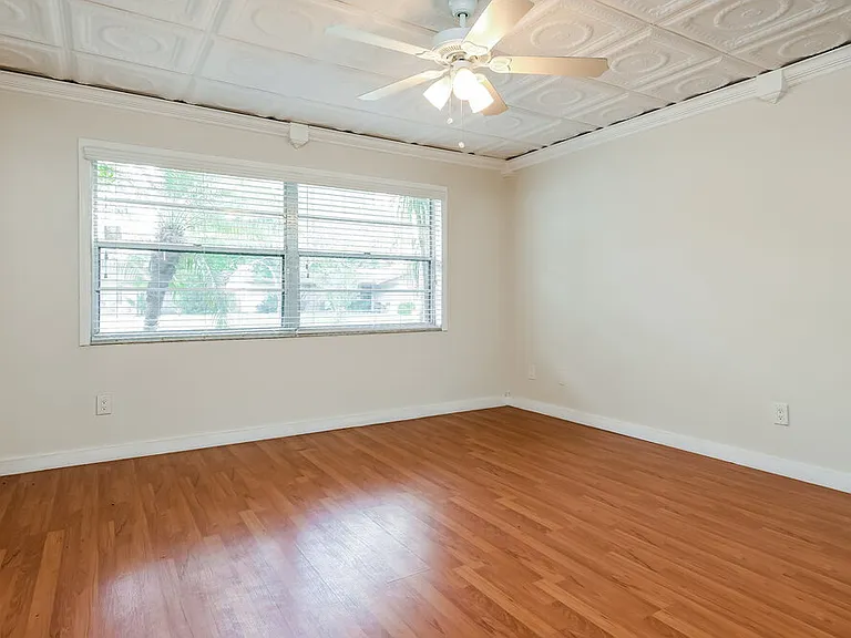 5219 Ardmore Dr — Photo 5
