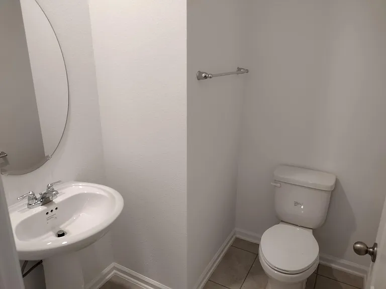 510 Redbud Rd — Photo 24