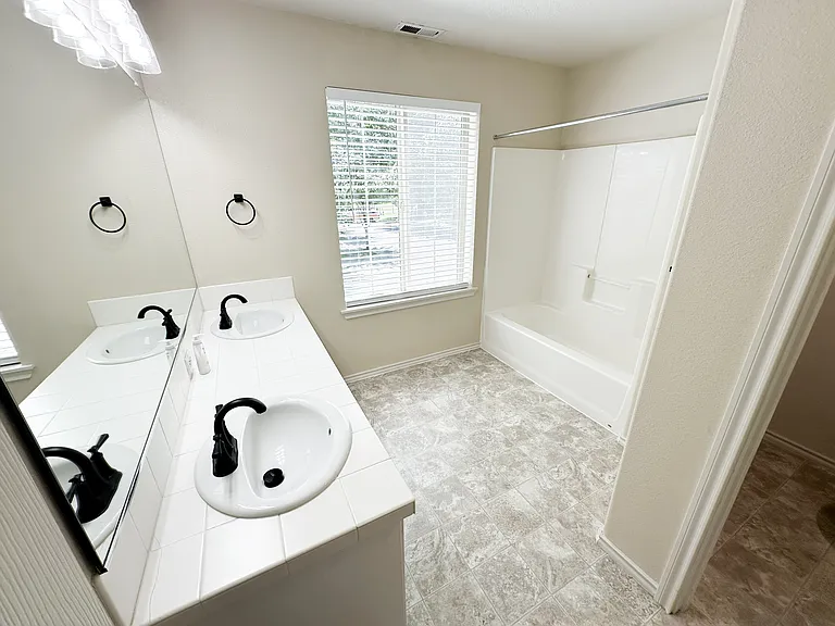 15759 SW Harvester Ln — Photo 34