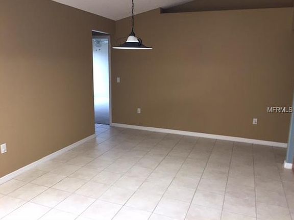 4th image of 2633 Salters Ct