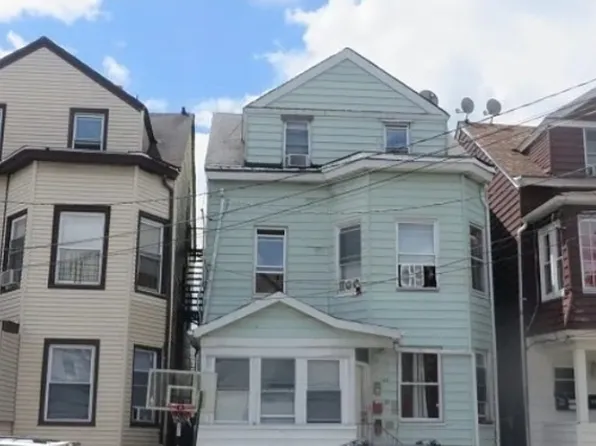 149 Albion Ave, Paterson City, NJ 07502