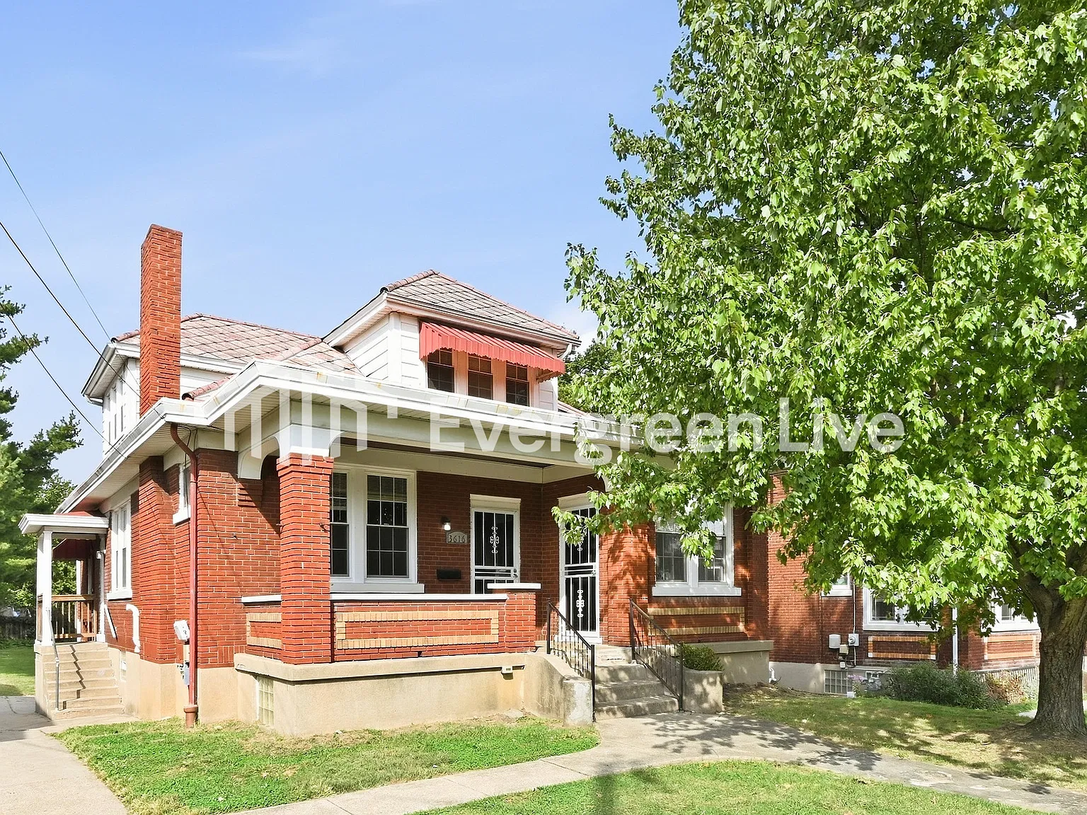 4 bed, 1.0 bath, 2237 sqft, $1,795 — Photo 2
