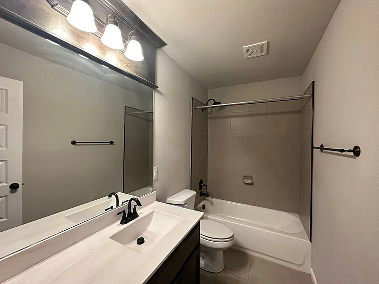 3404 NW 161st St — Photo 43