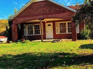 325 Blockhouse Valley Rd, Clinton, TN 37716