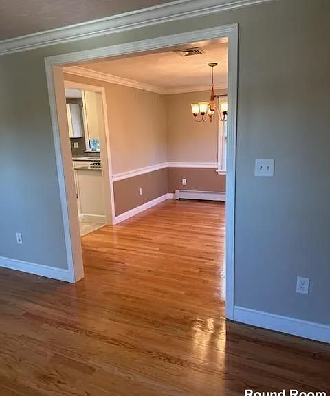 202 Dale St — Photo 9