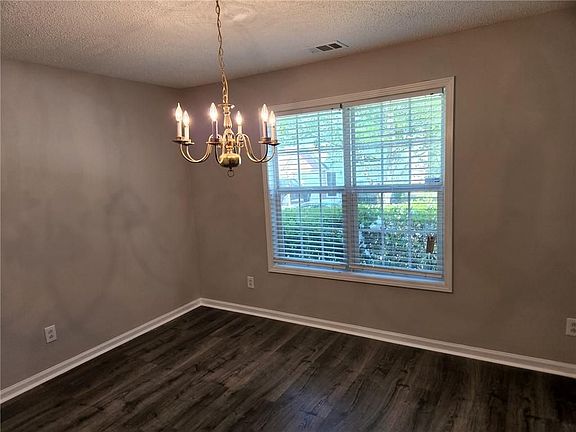 3rd image of 7071 Mahonia Pl