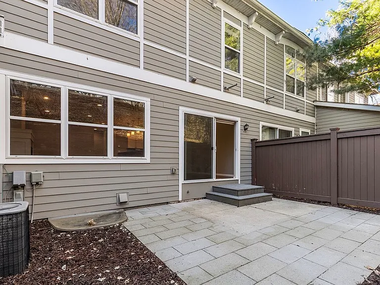 17830 Valley Cove Ct — Photo 6