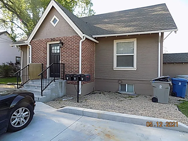 803 E Bird Ave #B — Photo 4