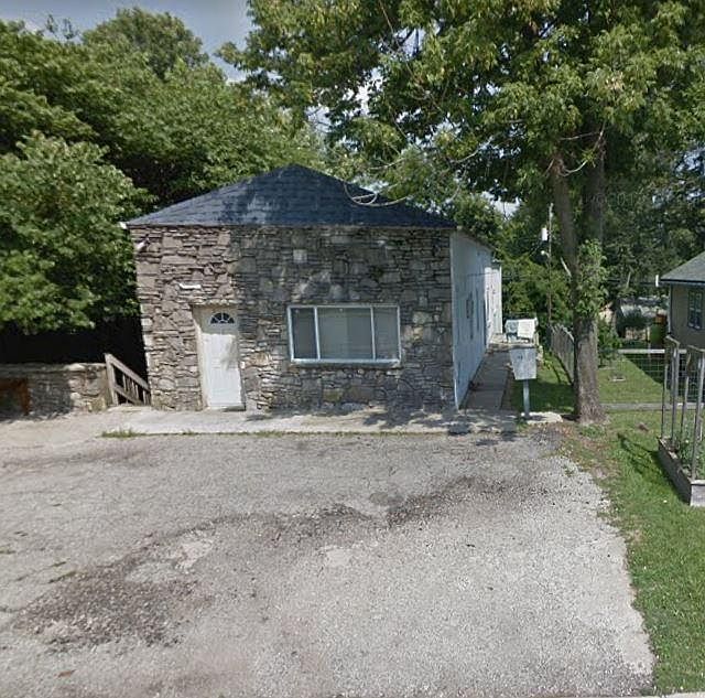 1st image of 923 S Rogers St #3